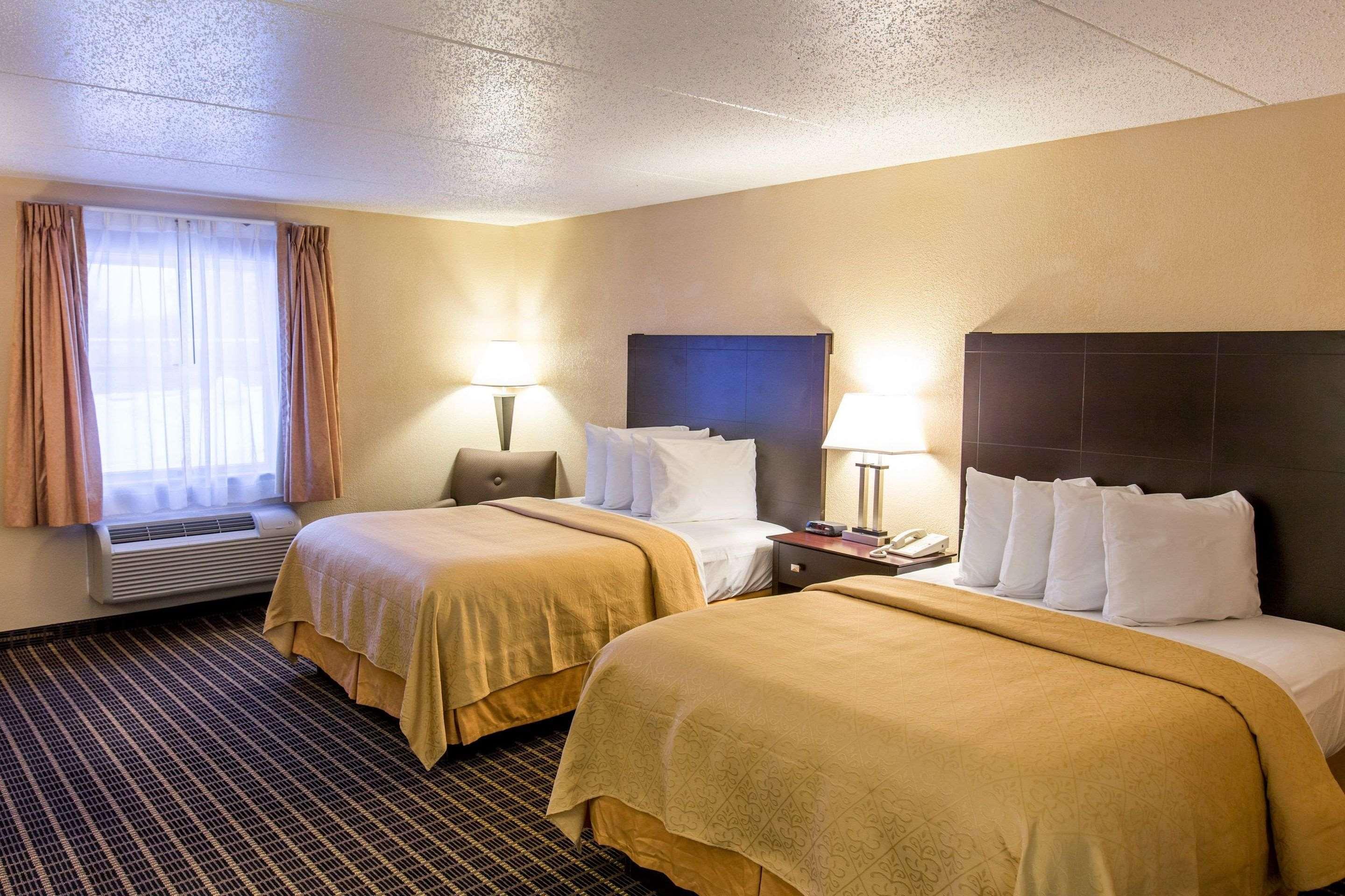 Quality Inn & Suites Big Rapids Dış mekan fotoğraf